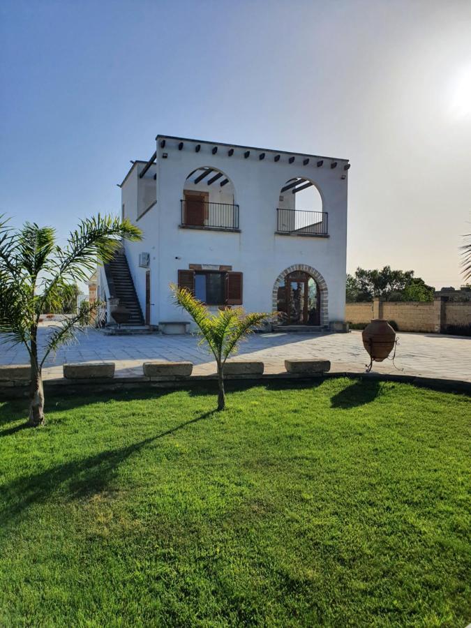 La Dimora Dei Conti Bed & Breakfast Collemeto Dış mekan fotoğraf